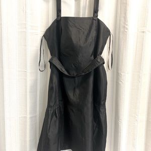 Vera Wang Maids Dress, Black.